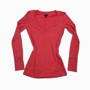 American Eagle Women's Pink and Red Shirt